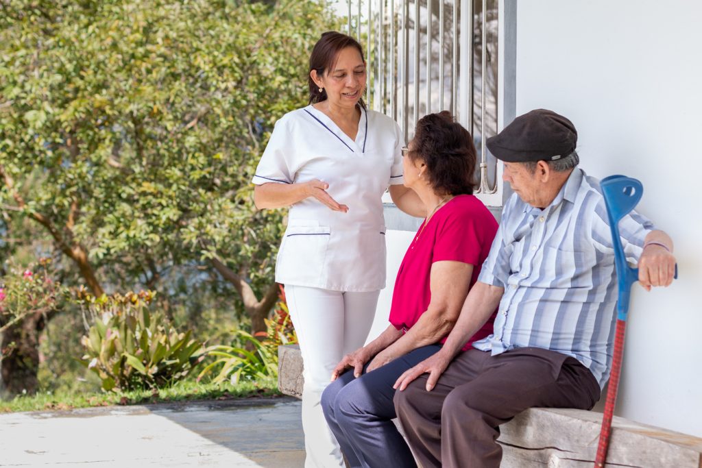 Atención sociosanitaria a personas dependientes en instituciones sociales